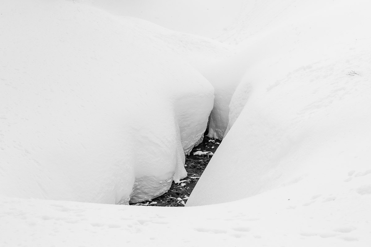 054