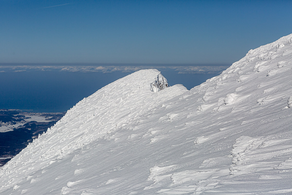 755
